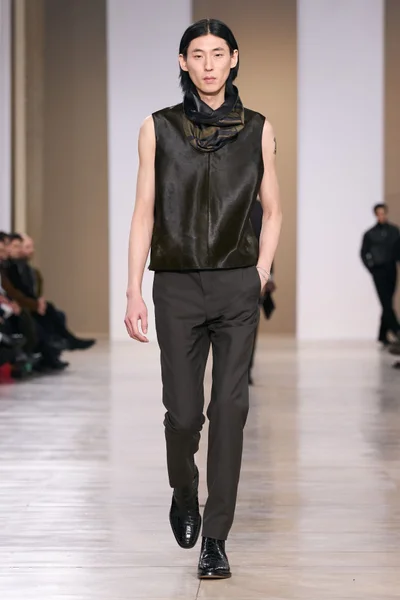 Look 39